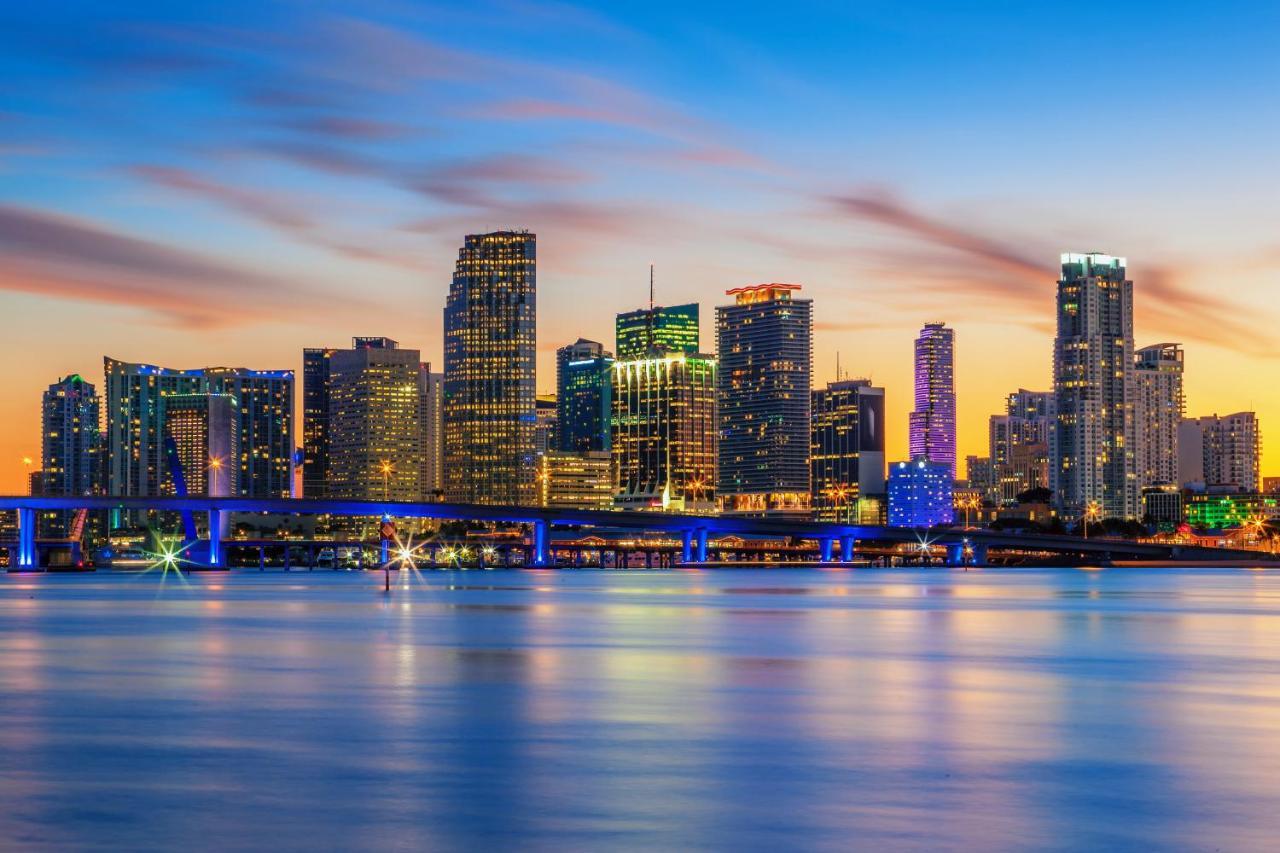 Enchanting Cozy Apartment 10 Min Away From Airport, Calle 8, Brickell, Coral Gables, The Beach And More! Miami Kültér fotó