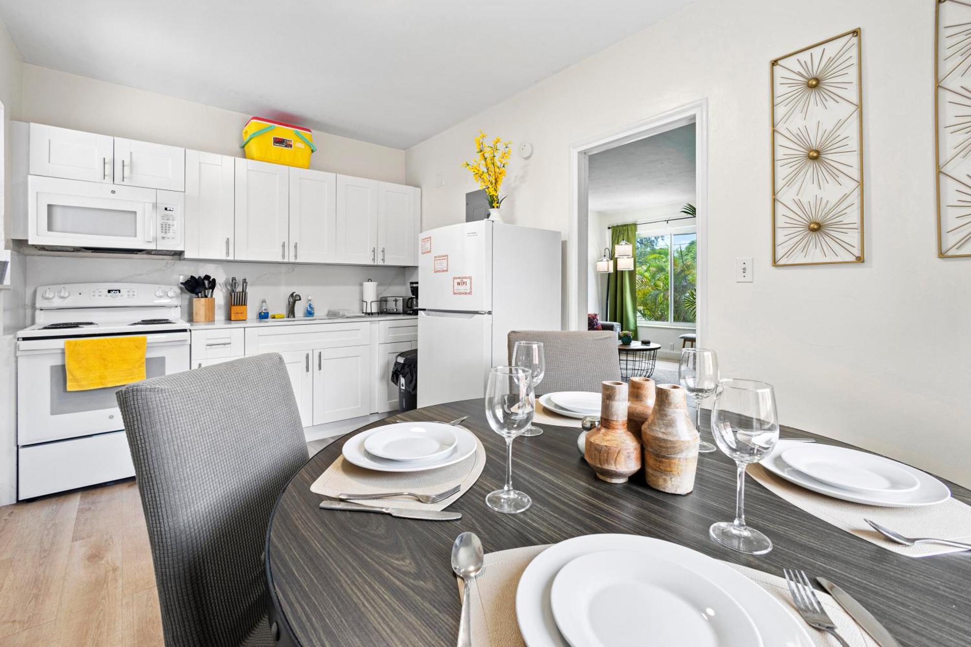 Enchanting Cozy Apartment 10 Min Away From Airport, Calle 8, Brickell, Coral Gables, The Beach And More! Miami Kültér fotó